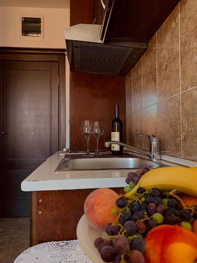 Apartmani Mina Херцег-Нови Экстерьер фото
